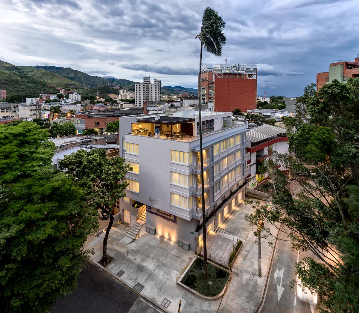 Park V Hotel & Suites Cali Exterior photo